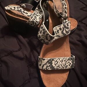 Stylish Leopard Print Wedge Sandals